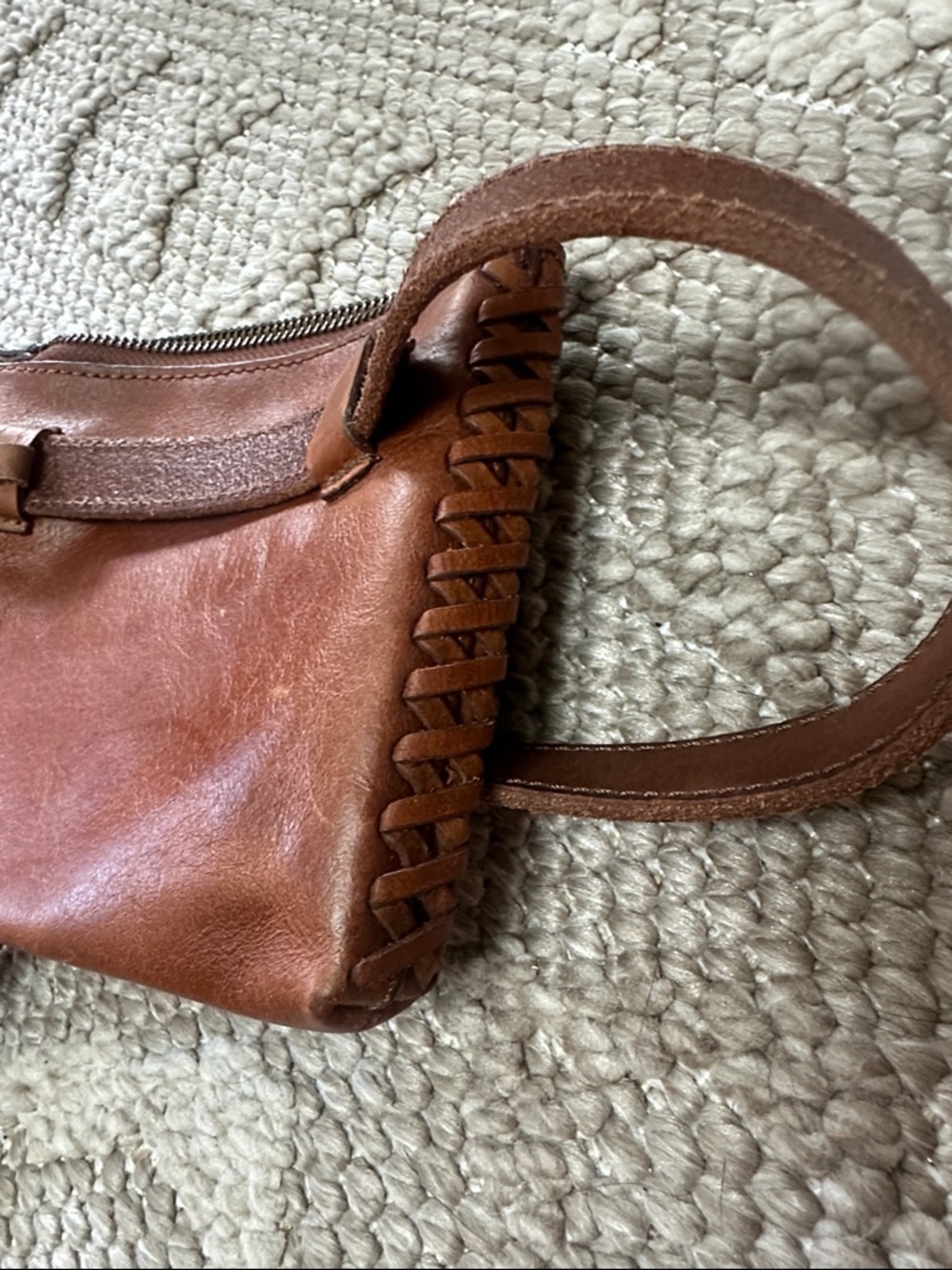 Like new Frye Brown Leather Crossbody Belt Bag - Picture 4 of 8